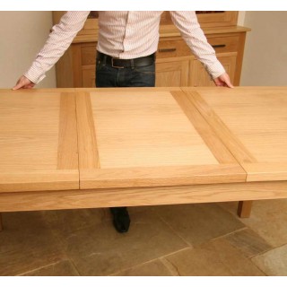 Extendable shop harvest table