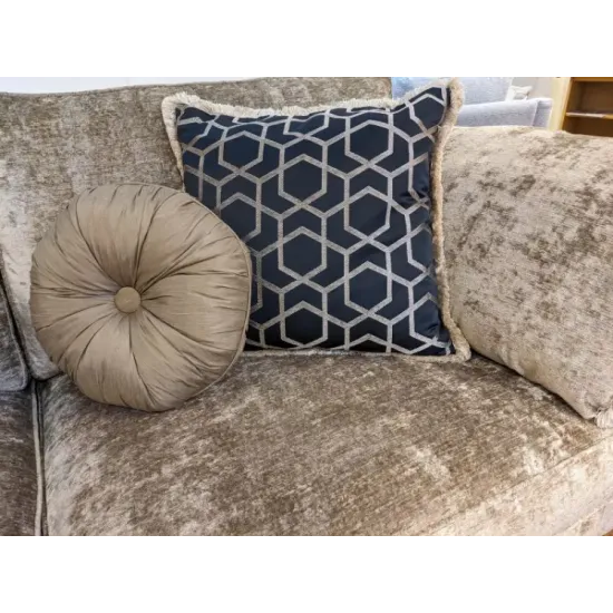  SHOWROOM CLEARANCE ITEM - Duresta Harvard 3 Seater Sofa 