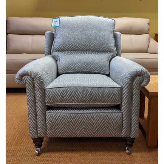  SHOWROOM CLEARANCE ITEM - Duresta Southsea Medium Sofa and Chair