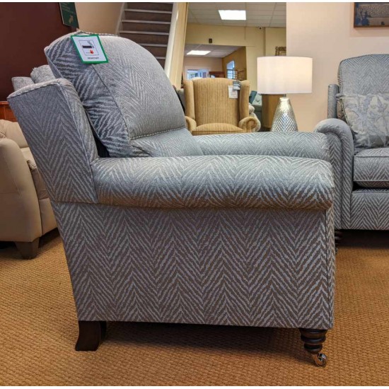  SHOWROOM CLEARANCE ITEM - Duresta Southsea Medium Sofa and Chair