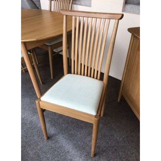  SHOWROOM CLEARANCE ITEM - Ercol Furniture Teramo Dining Suite - Small Table and 4 Chairs