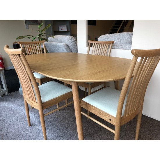 SHOWROOM CLEARANCE ITEM - Ercol Furniture Teramo Dining Suite - Small Table and 4 Chairs SHOWROOM CLEARANCE ITEM - Ercol Furniture Teramo Dining Suite - Small Table and 4 Chairs