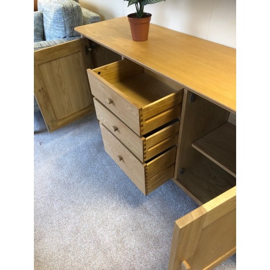  SHOWROOM CLEARANCE ITEM - Ercol Furniture Teramo Large Sideboard - Model 3665