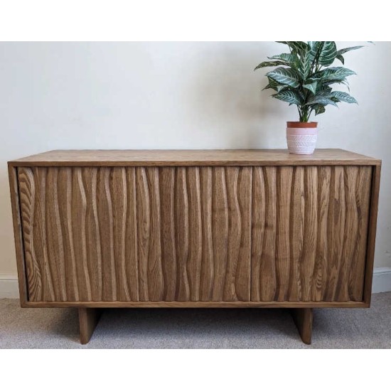  SHOWROOM CLEARANCE ITEM - Ercol Furniture Assendon Medium Sideboard - Model 4302