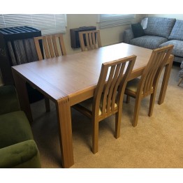  SHOWROOM CLEARANCE ITEM - Ercol Furniture Bosco Medium Extending Dining Table with four dining chairs