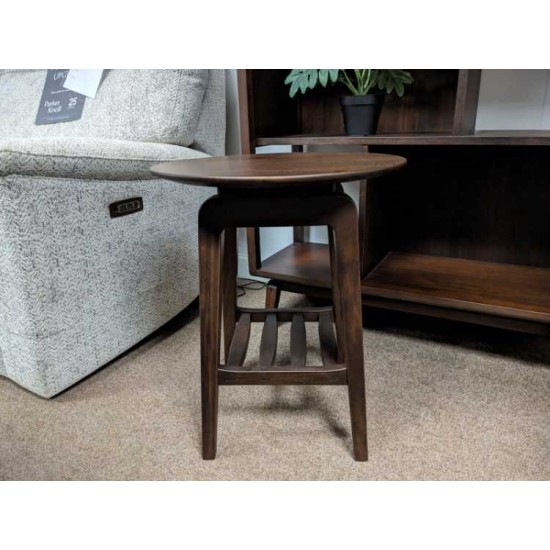 SHOWROOM CLEARANCE ITEM - Ercol Lugo 4087 Side Table - ONLY ONE LEFT AT THIS PRICE SHOWROOM CLEARANCE ITEM - Ercol Lugo 4087 Side Table - ONLY ONE LEFT AT THIS PRICE