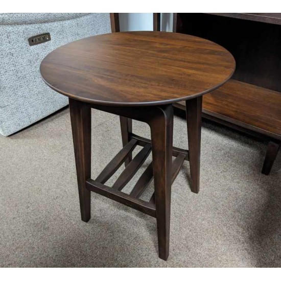 SHOWROOM CLEARANCE ITEM - Ercol Lugo 4087 Side Table - ONLY ONE LEFT AT THIS PRICE SHOWROOM CLEARANCE ITEM - Ercol Lugo 4087 Side Table - ONLY ONE LEFT AT THIS PRICE