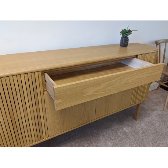  SHOWROOM CLEARANCE ITEM - Ercol Furniture Siena 4535 Sideboard in Natural 