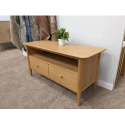  SHOWROOM CLEARANCE ITEM - Ercol Furniture Teramo TV Unit - Model 3667