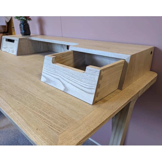 SHOWROOM CLEARANCE ITEM - Ercol Furniture Treviso 2336 Desk SHOWROOM CLEARANCE ITEM - Ercol Furniture Treviso 2336 Desk
