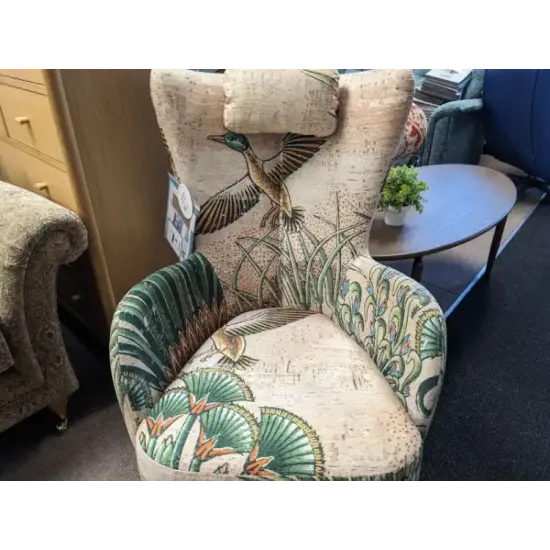  SHOWROOM CLEARANCE ITEM - Fama Kylian Chair