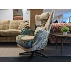  SHOWROOM CLEARANCE ITEM - Fama Kylian Chair