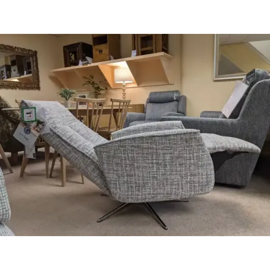 G Plan Visby Ergoform Chair (manual action)