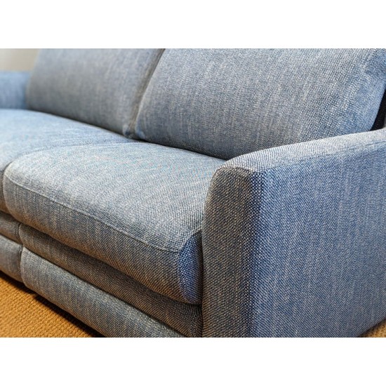  SHOWROOM CLEARANCE ITEM - Parker Knoll Dakota Sofa & Power Recliner