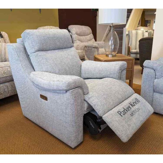 SHOWROOM CLEARANCE ITEM - Parker Knoll Arizona Sofa & Power Plus Recliner Chair SHOWROOM CLEARANCE ITEM - Parker Knoll Arizona Sofa & Power Plus Recliner Chair