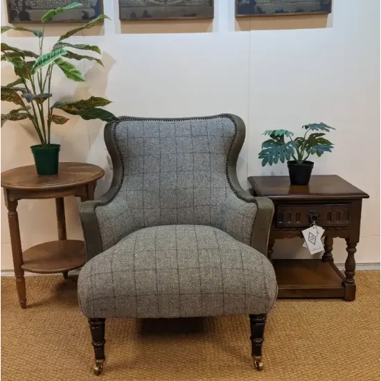  SHOWROOM CLEARANCE ITEM - Tetrad Nairn Chair