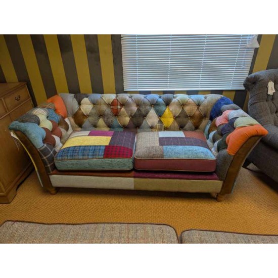  SHOWROOM CLEARANCE ITEM - Vintage Sofa Company Rutland Harlequin Patchwork 2 str Sofa 