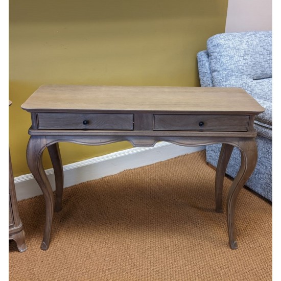 SHOWROOM CLEARANCE ITEM - Willis & Gambier Camille Dressing Table SHOWROOM CLEARANCE ITEM - Willis & Gambier Camille Dressing Table