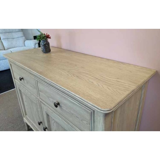 SHOWROOM CLEARANCE ITEM - Willis & Gambier Toulon 2 Door Sideboard SHOWROOM CLEARANCE ITEM - Willis & Gambier Toulon 2 Door Sideboard