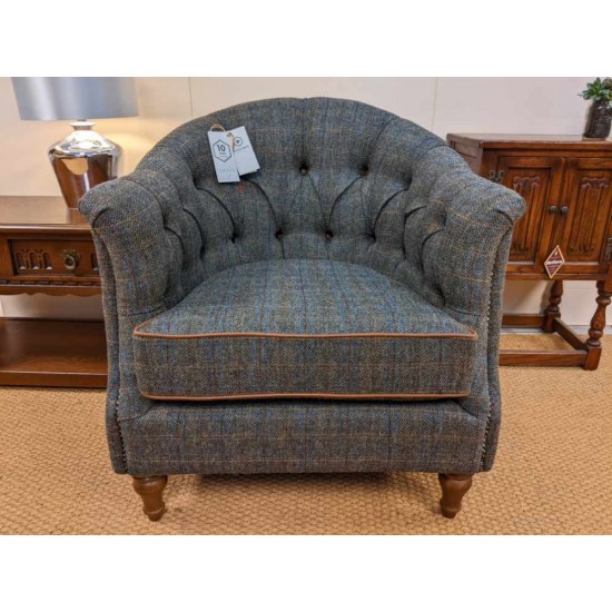  SHOWROOM CLEARANCE ITEM - Wood Bros Furniture Stamford Chair (Old Charm)