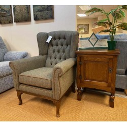  SHOWROOM CLEARANCE ITEM - Wood Bros Furniture Watton Armchair (Old Charm)