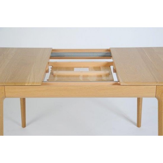 Ercol 2640 Romana Small Extending Dining Table