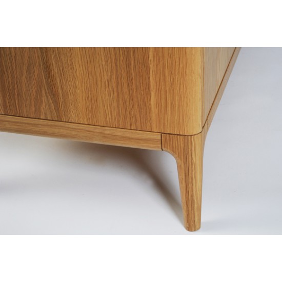 Ercol 2646 Romana Small Sideboard