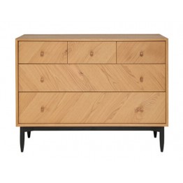 Ercol 4186 Monza 5 Drawer Wide Chest - Get £££s of Love2Shop vouchers when you order this with us.