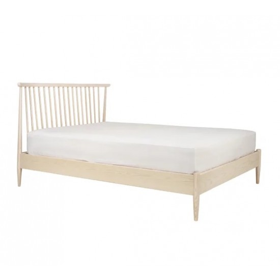 Ercol Salina 3886 Double Spinde Headboard Bed - 4ft 6" - IN STOCK AND AVAILABLE 