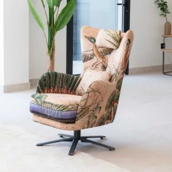 Kylian Chair on Swivel Base