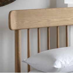 Gallery Direct Hatfield Spindle Bed