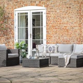 Chaise and chair shop set