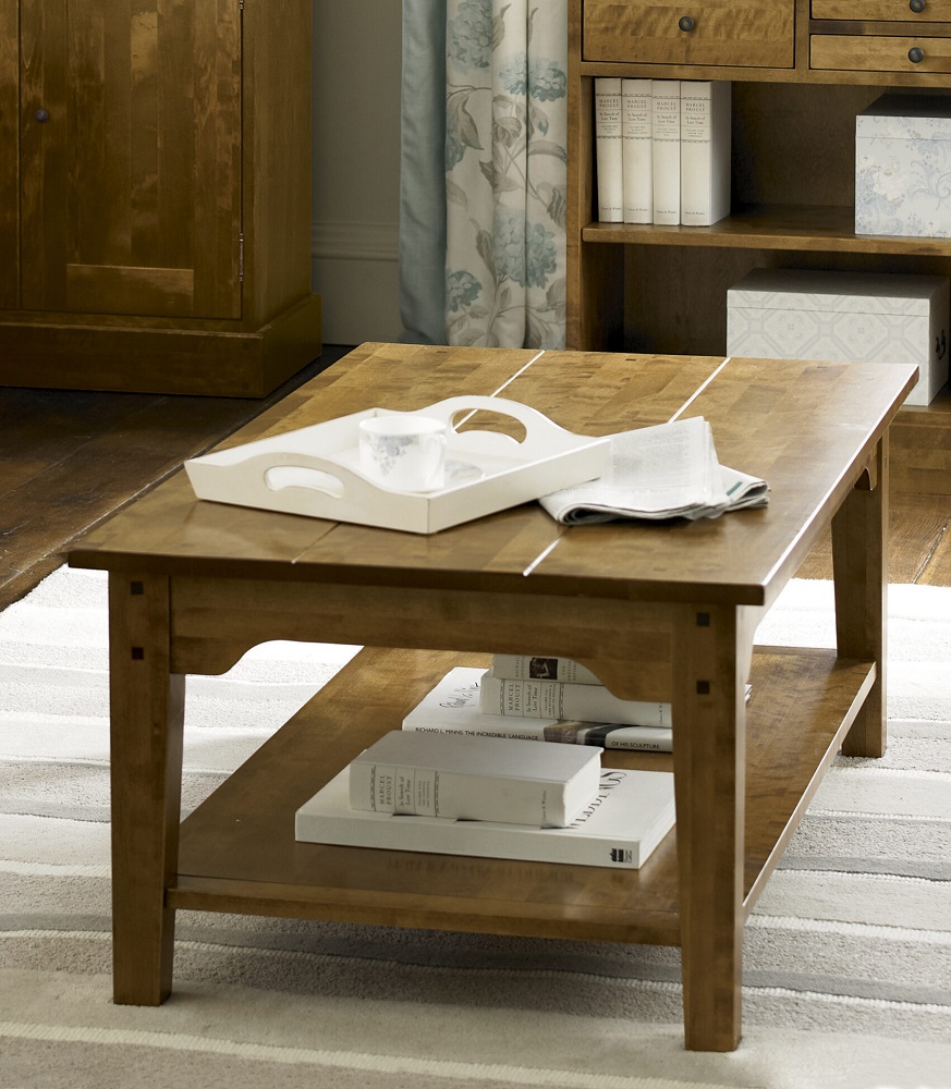 Beachcroft rectangular outlet cocktail table