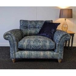 Parker Knoll Arlington Snuggler - 5 Year Guardsman Furniture Protection Included For Free!