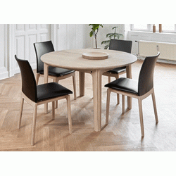 Skovby SM112 Dining Table - Black Nano Laminate Top