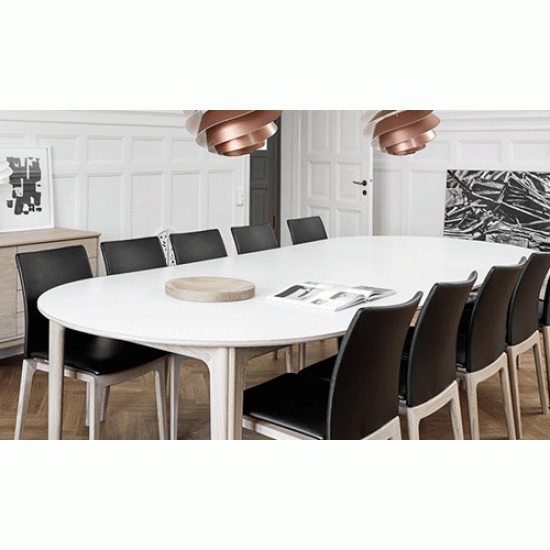 Skovby SM112 Dining Table - Veneer Top