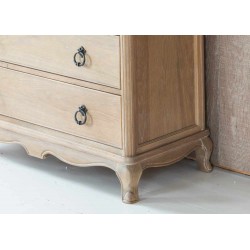 Willis and Gambier Camille Eight Drawer Chest 